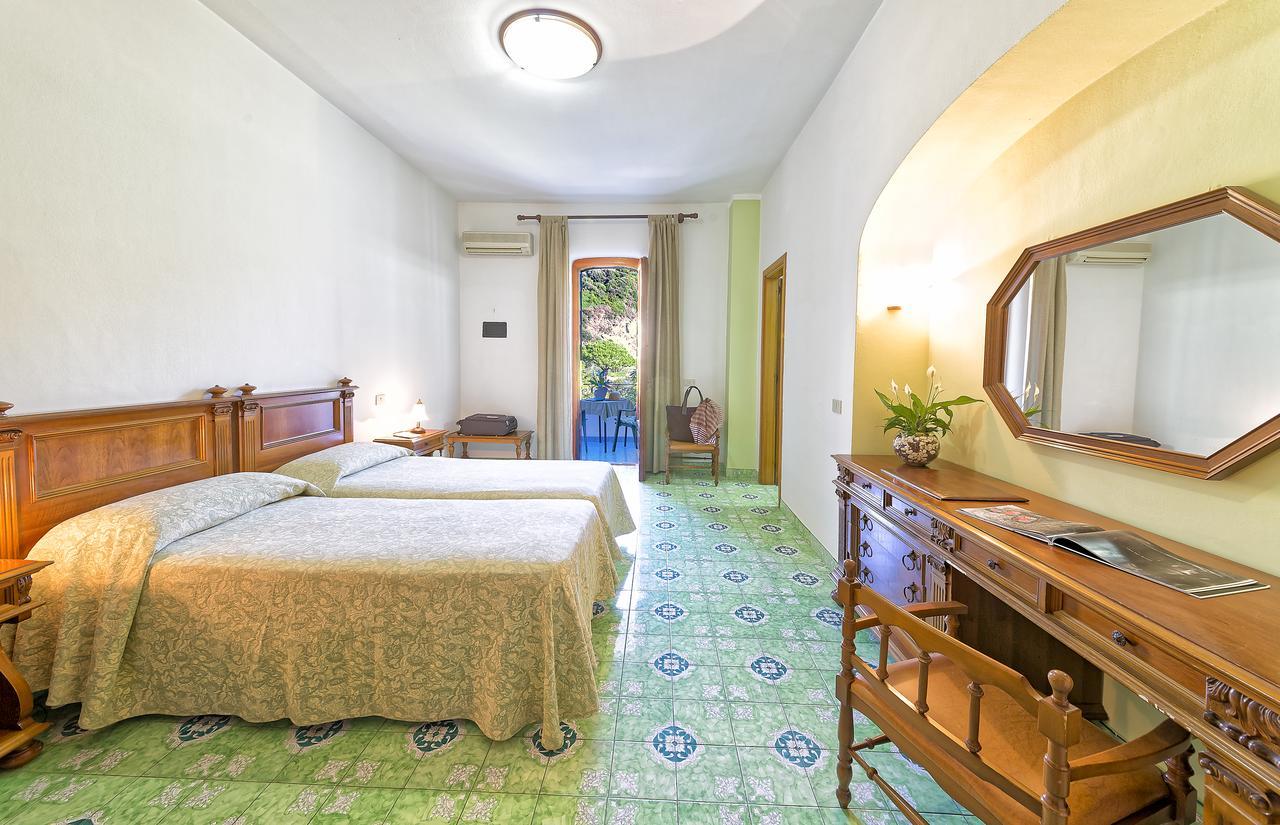 Hotel Zaro Lacco Ameno  Zewnętrze zdjęcie