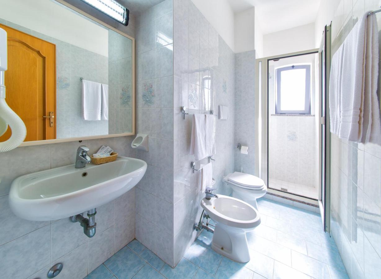 Hotel Zaro Lacco Ameno  Zewnętrze zdjęcie